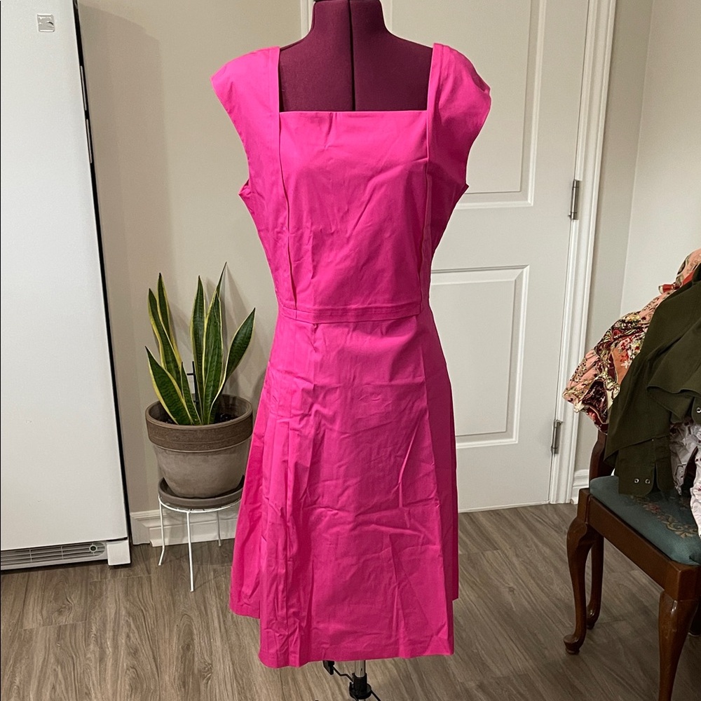 NWOT Salvatore Ferragamo Fuchsia Midi Dress